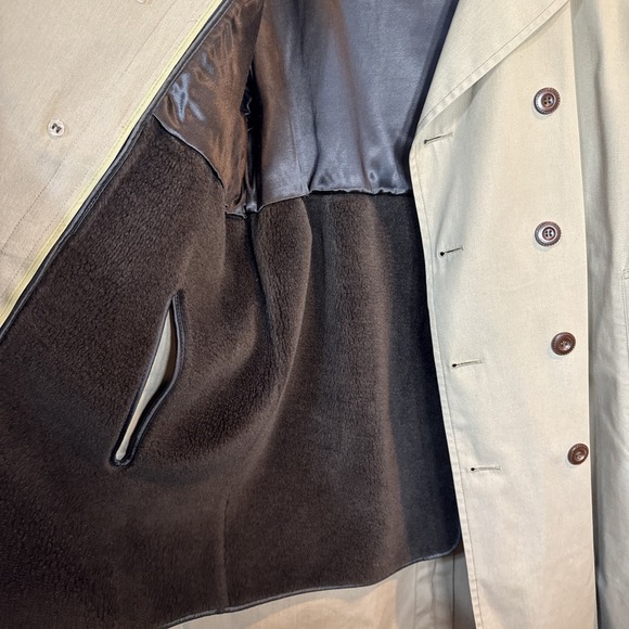 London Fog Maincoats Sz 44 R Men's Classic Tan/Khaki Trench Coat W/Lining Vtg - Picture 13 of 16